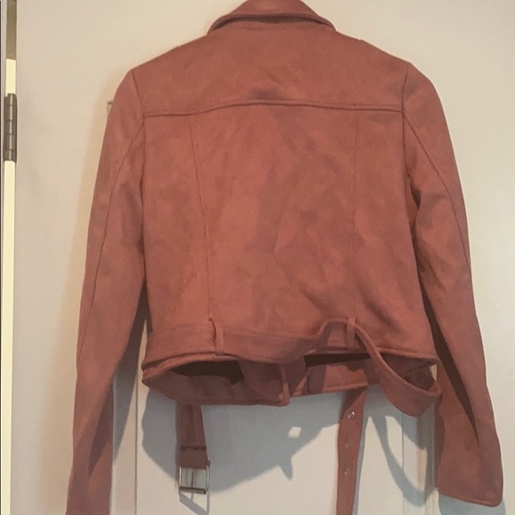 Pink Jacket - Picture 5 of 5